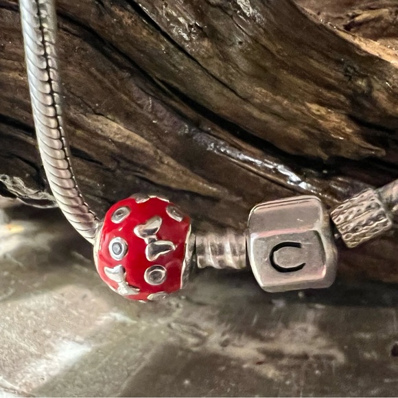 Authentic Red Cz Chamilia Disney Minnie Mouse Accent Enamel Charm Bead 925 Cham - Picture 2 of 5